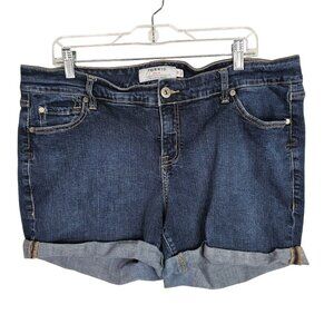 TORRID DENIM Cuffed Jean Shorts MED WASH BLUE size 18 Chino Stretchy High Rise